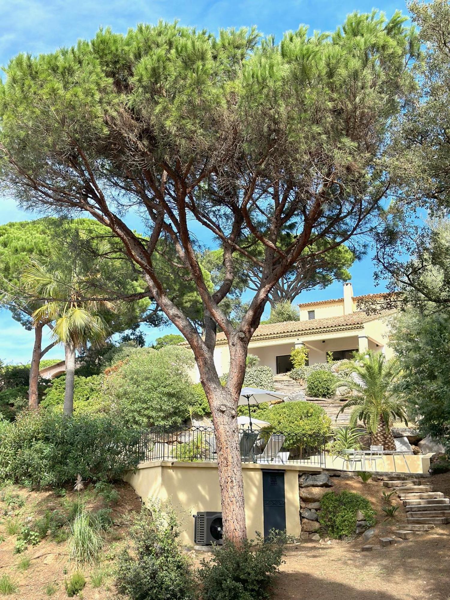 Villa Boca A Gigaro - Avec Vue Et Piscine Chauffee ラ・クロワ・ヴァルメ エクステリア 写真