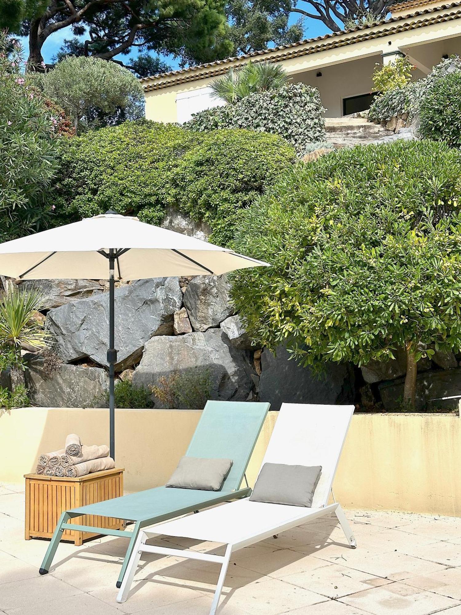 Villa Boca A Gigaro - Avec Vue Et Piscine Chauffee ラ・クロワ・ヴァルメ エクステリア 写真